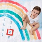 tapete mesversário acompanhamento mensal dupla face branco tema arco íris use alce