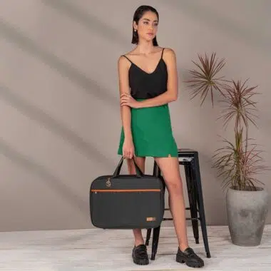 Mala Maternidade Coleção Cores - Preto e Laranja