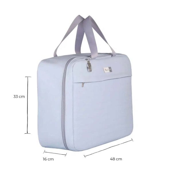 Mala Maternidade da Coleção Materna com design prático para roupas de bebê e viagens em família.
