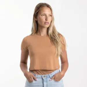 T-shirt Essencial Amamentação Caramelo